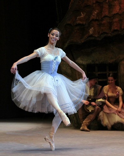  Жизель, балет в двух действиях, редакция Ю. Григоровича