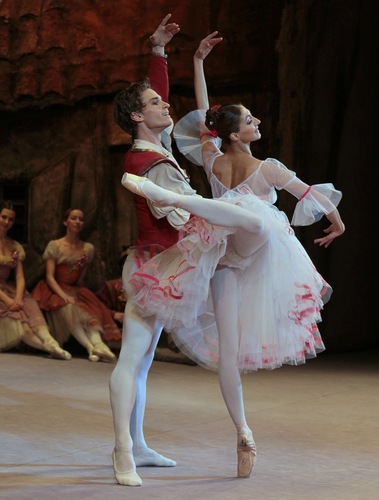  Жизель, балет в двух действиях, редакция Ю. Григоровича