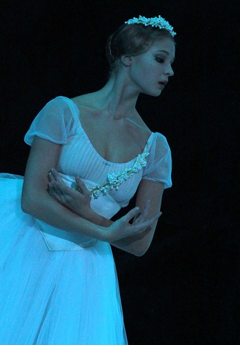  Жизель, балет в двух действиях, редакция Ю. Григоровича