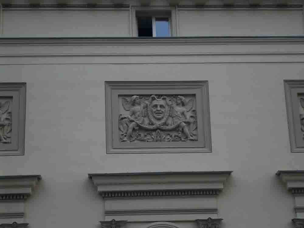 Купить билеты в Большой театр России